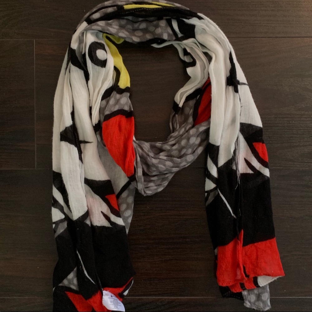 Mickey Scarf